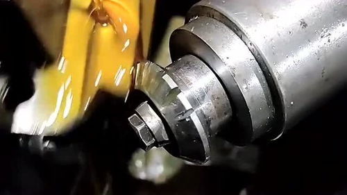 精密的小零件都是这样加工出来的,机器加工速度快也不怕出错,看着真不错